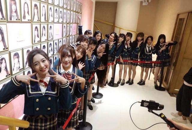 最疯狂女团？曝48系团直播中出现救命呼喊，还曾被曝队内互殴