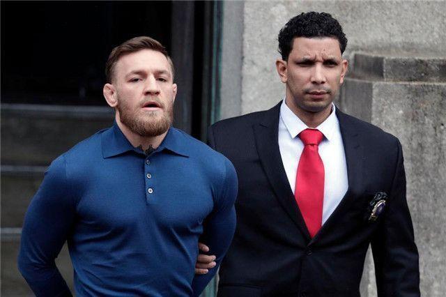 “嘴炮”为何选择退役？流量经济下，他用不着在UFC拼命