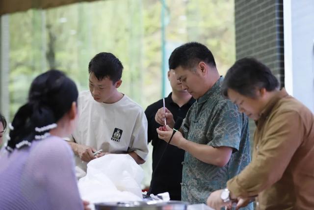 非遗走进重渡沟景区：指尖有绝技，以面塑万物