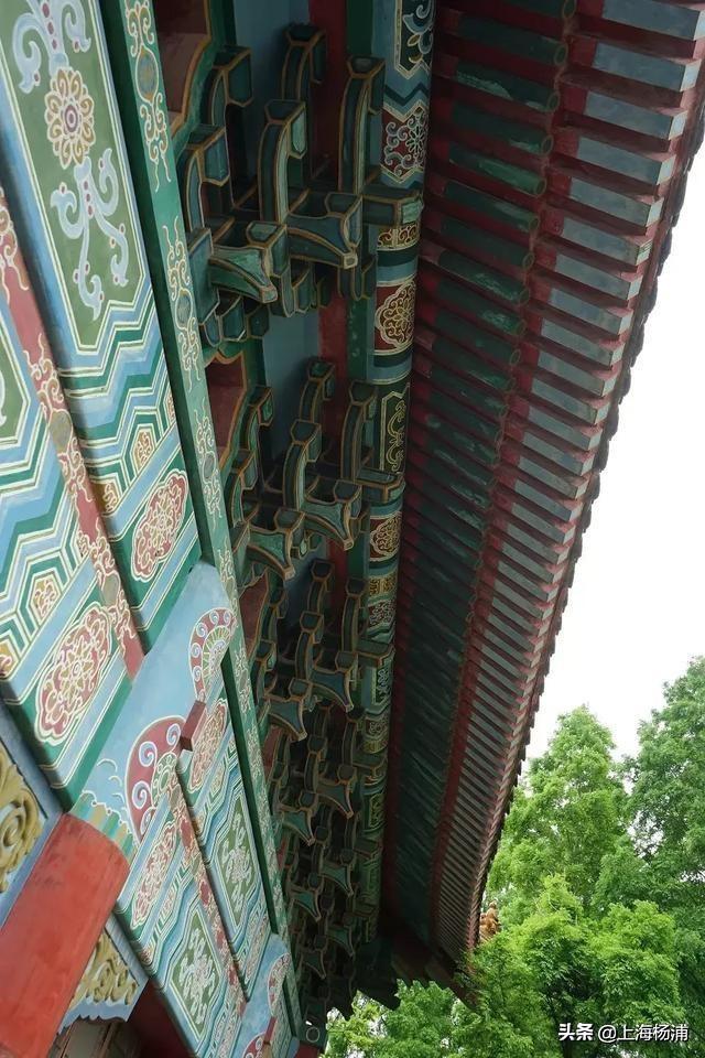 太美了！90%的上海人都不知道，杨浦这儿竟然有一座“绿瓦大楼”
