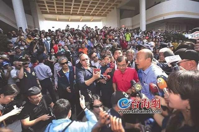 蔡英文辞职、民进党惨败!台湾“九合一”选举为何翻天?