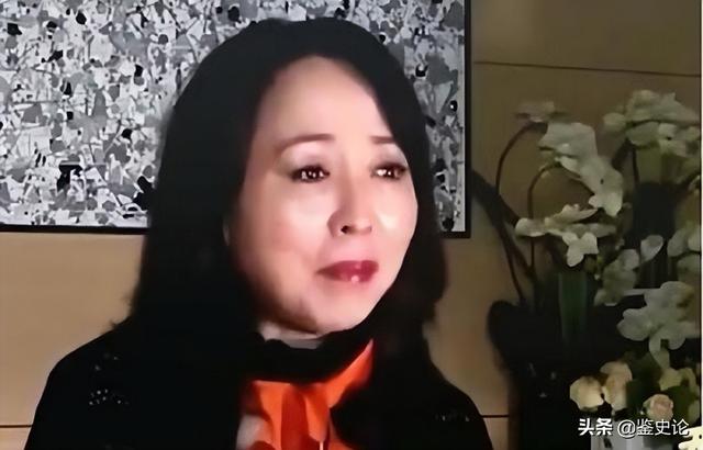 2010年，46岁女老板嫁给27岁男下属，50岁生下3胞胎，后来怎样了