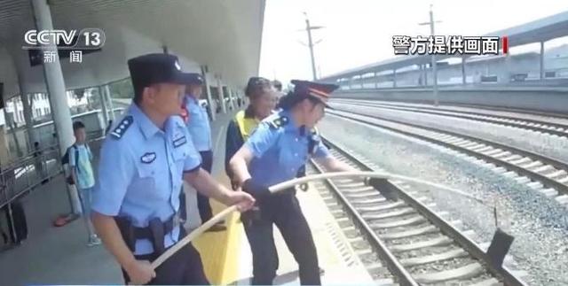 乘客们：候车安全不容忽视 这些细节要注意！