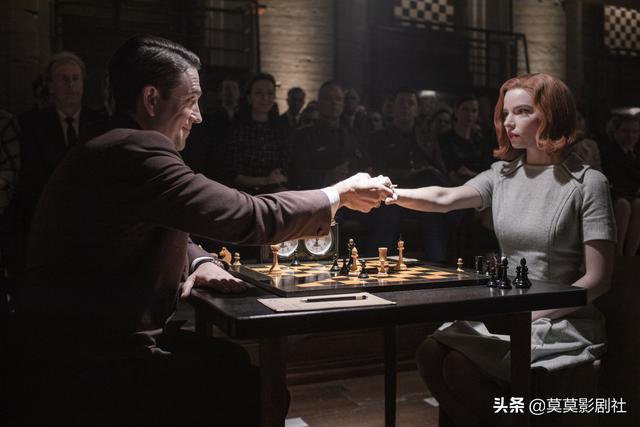 独自看见最美的风景,孤单而灿烂——《女王的棋局》