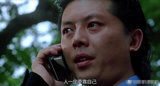 为讽刺成龙，王晶集结他的“敌人”拍《鼠胆龙威》，却意外成经典