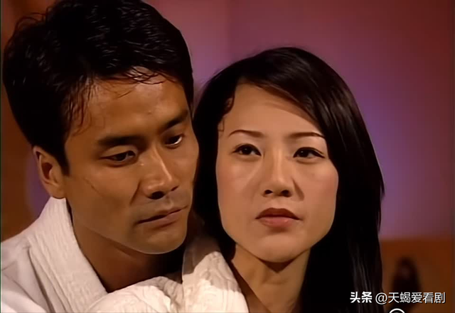 《陀枪师姐2》，康华再度饰演“大姐大”，仿若艳丽带刺的玫瑰！