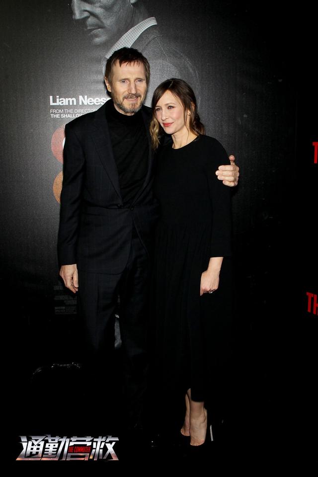 连姆·尼森主演《通勤营救》与维拉·法梅加飙戏