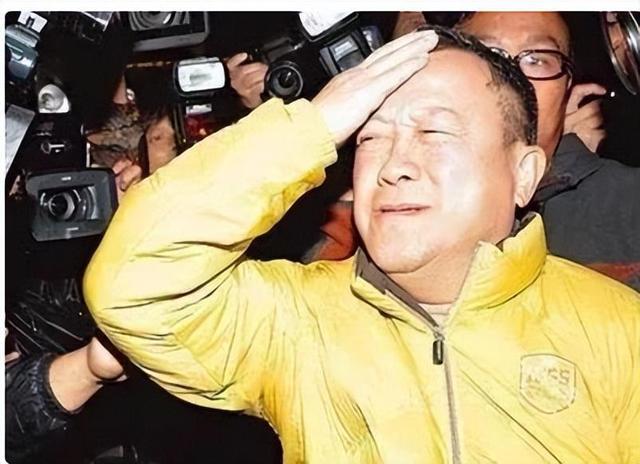 曾志伟的四个孩子：一个名导，一个败家，一个远嫁，一个50岁未婚
