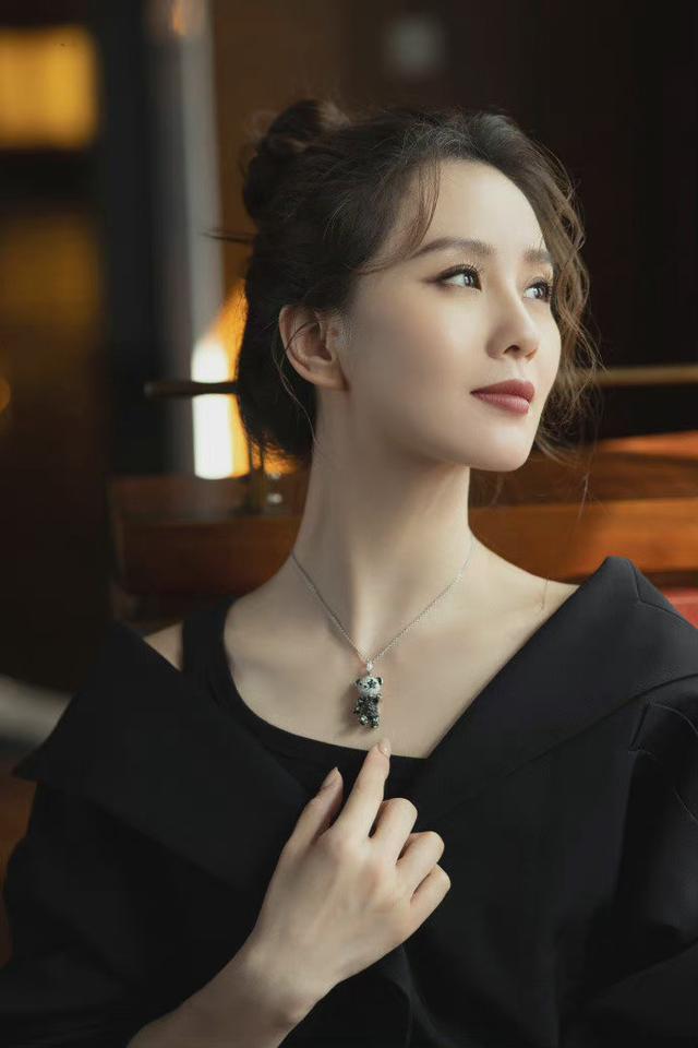 《狐妖小红娘》宣布真人化，网曝肖战刘诗诗将出演，网友反应不同