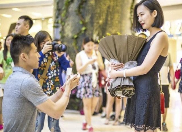 中国奥运冠军张成龙：22岁被小3岁富婆倒追，结婚6年婚姻幸福