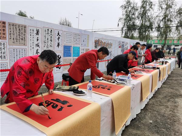 朝阳区2020年文化艺术节、第七届吉林省农民文化节永春镇专场如期举行