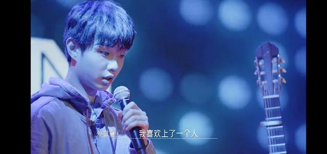 表白12次才追到的男孩儿，却被30万彩礼吓退，虽错过，但无悔