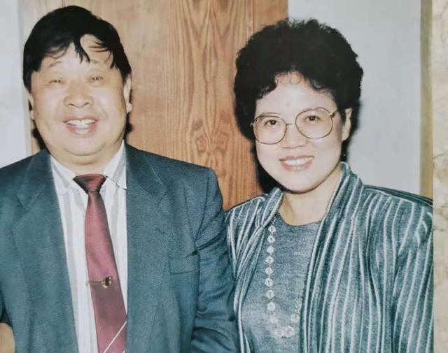 郭德纲评书定场诗那么多，其中这一首，竟然是马东写的