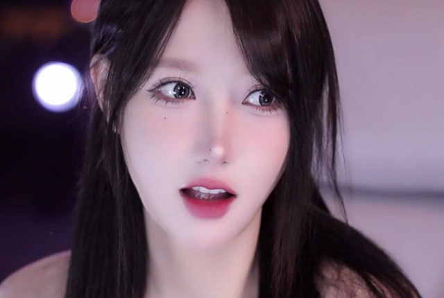 女主播米娜直言不会结婚,正常人无法接受主播,对这个行业有偏见