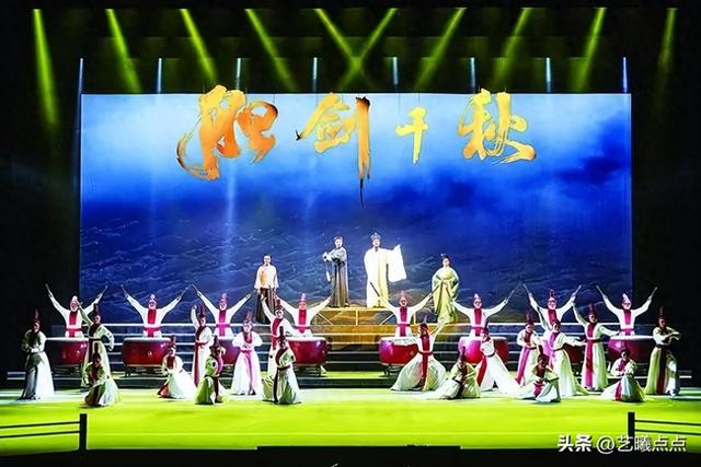 绍兴小百花越剧团4朵“梅花”齐上台，这部史诗大剧火了