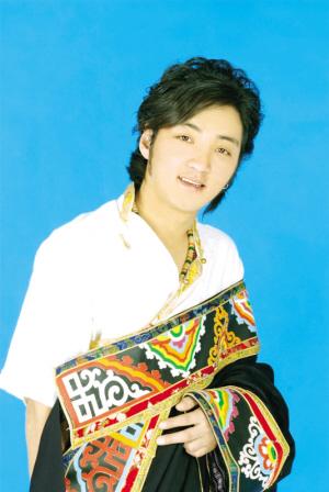 这些藏族歌手颜值秒杀小鲜肉 你认识几位?