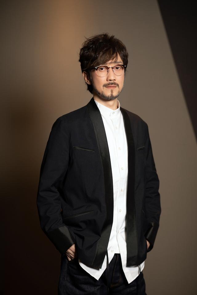 周传雄：归来山河行，也无风雨也无晴丨人物