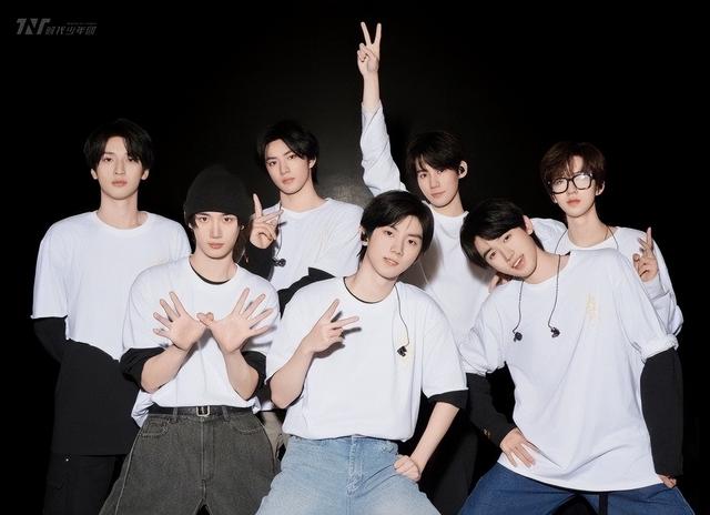 时代峰峻旗下艺人跨年都去哪儿?楼丝们不用到处问了看这里。