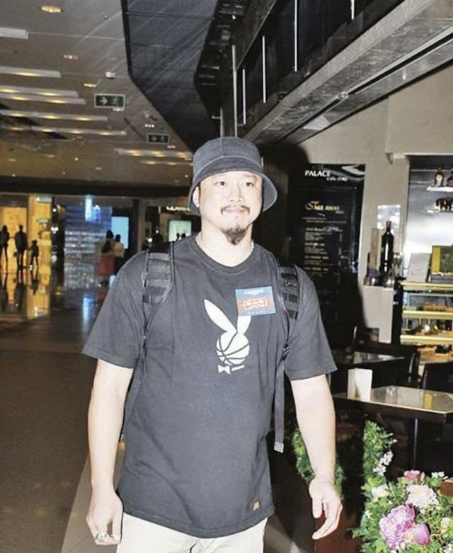 状态回勇！何鸿燊49岁女婿近况曝光，传曾因病重获妻子花千万保命