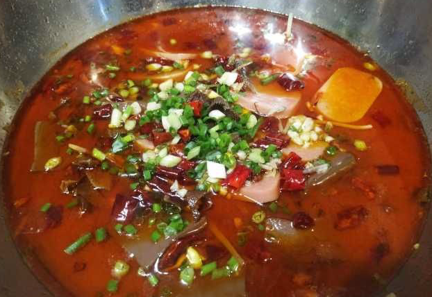 27岁女白领曝光私生活：纵欲上瘾，正在榨干当代年轻人