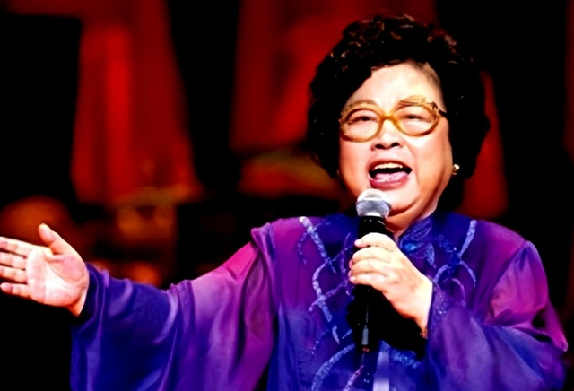 98岁丈夫离世,2人携手71年:2个月后,89岁的王昆追随而去