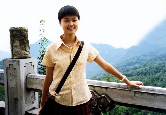 李宇春之母徐圣云：担心女儿的婚事，求媒体放过女儿