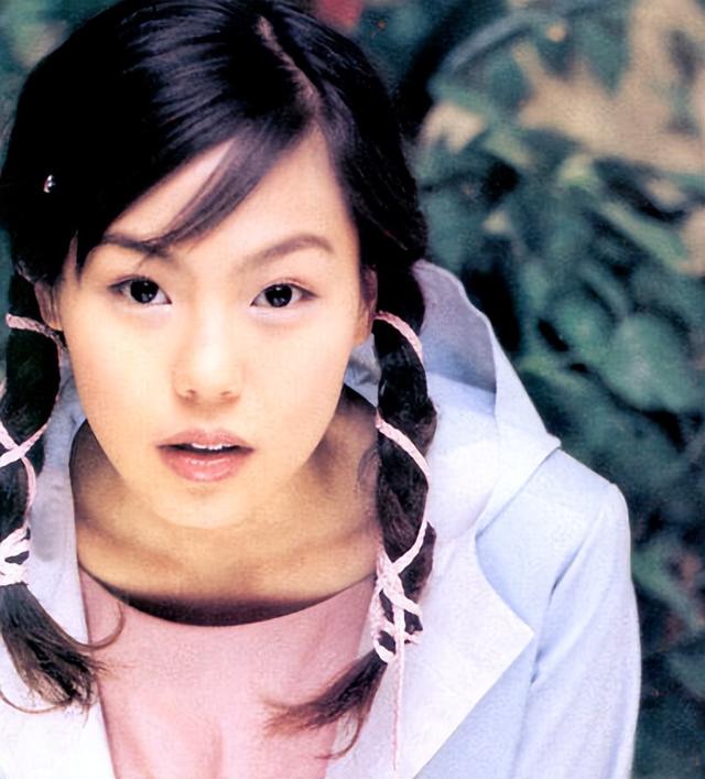 金敏喜：美得特殊，前任都是男神，却和64岁导演婚外恋9年怀了孕