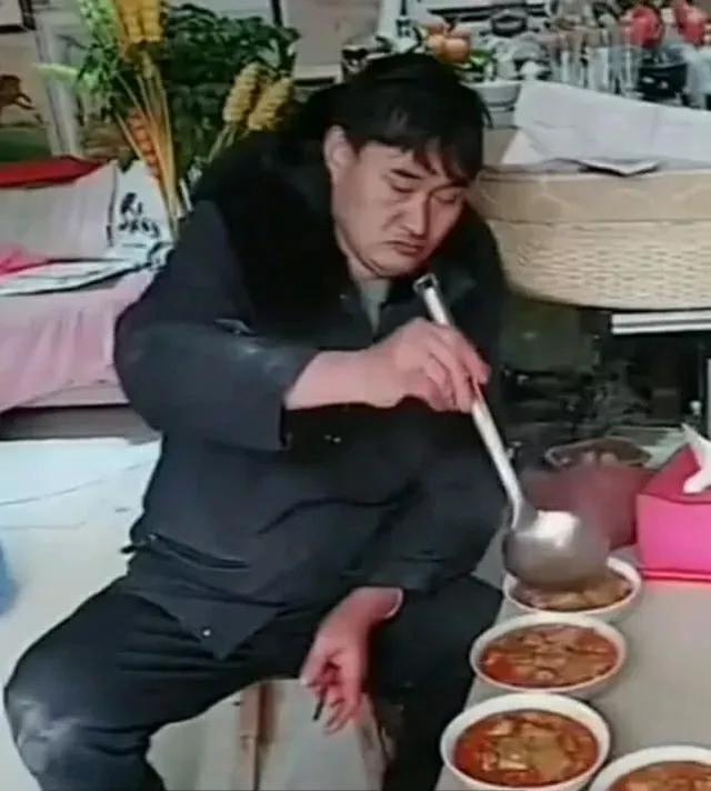 草根歌手大衣哥总资产过亿？那么农民出生的朱之文到底赚了多少钱