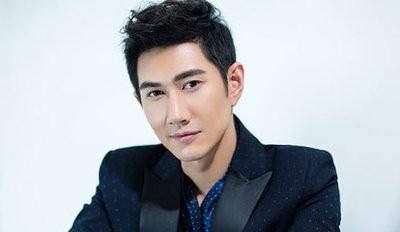 《十八岁的天空》19年，男主被雪藏，女主整容，大多数都不如意