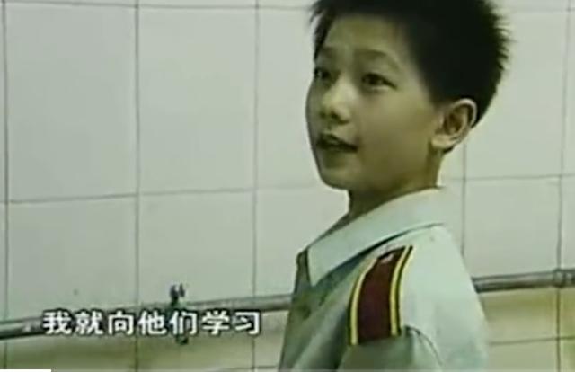 杨洋早期“黑历史”曝光,本人差点“吓”得设置半年可见…