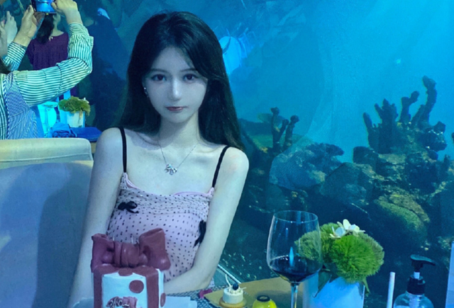 还记得1年前因为私生活混乱被抓的吴亦凡吗?要坐牢了