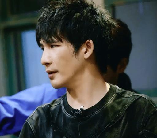 狗仔曝大张伟已有俩孩子!龙凤胎曝光活泼可爱,上北京私立幼儿园