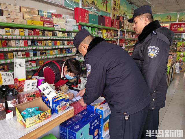 新春走基层｜连续六年派出所里过春节，20多个商户把店铺交给他