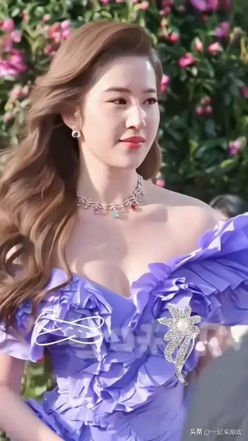 刘亦菲性感大红唇，她的颜值从未输过