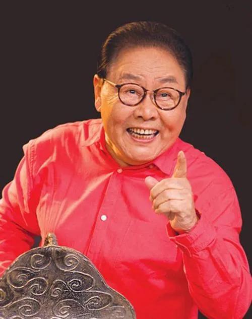 “猪八戒”马德华：现实中娶美女妻子，婚后恩爱54年零绯闻