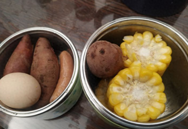 27岁女白领曝光私生活：纵欲上瘾，正在榨干当代年轻人