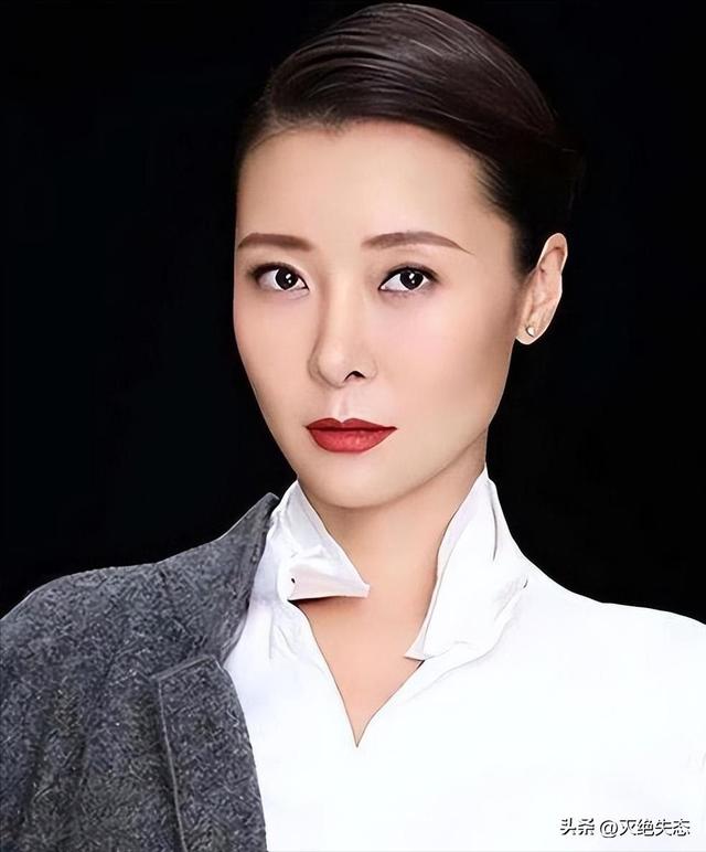 柯蓝：18岁开始我就没间断过，什么白马王子，都是姐玩剩下的！