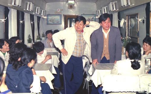 郭德纲评书定场诗那么多，其中这一首，竟然是马东写的