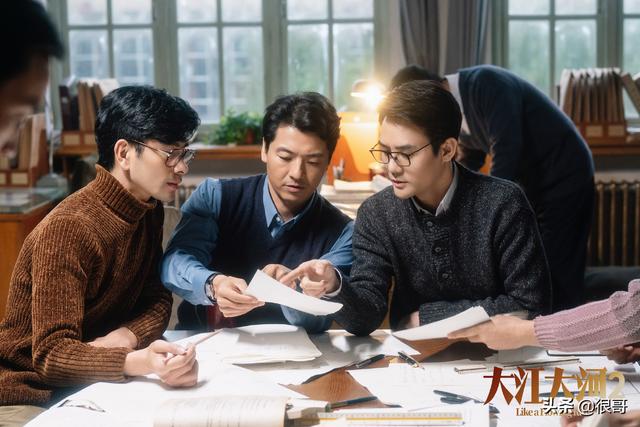 《大江大河2》：王凯的吻戏太撩人，网友被他的表演苏到了
