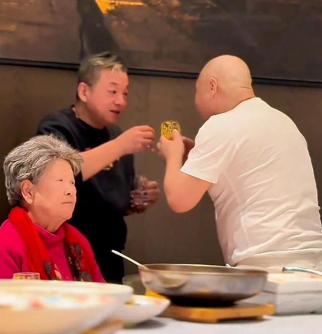 北京宝哥强大朋友圈曝光！90岁陶玉玲作陪，桑兰现身赵小锐也在