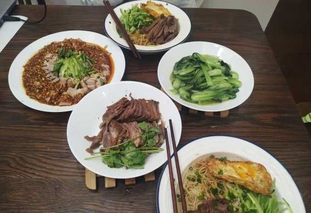 27岁女白领曝光私生活：纵欲上瘾，正在榨干当代年轻人