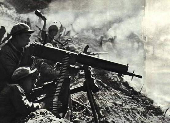 63军血战铁原14昼夜,伤亡惨重,军长傅崇碧请求彭总:我要兵