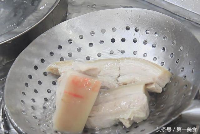 河南老式条子肉，正宗的老豫菜，豫东酒席上常见，教程清晰详细