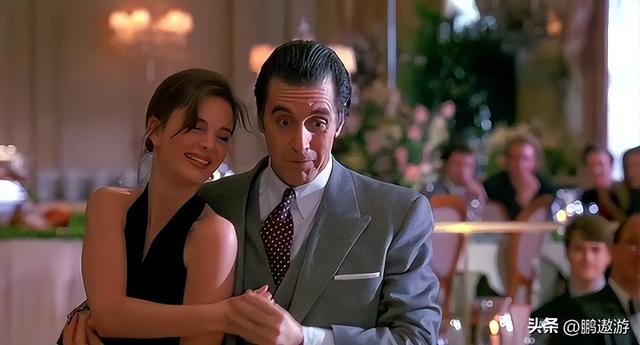 《闻香识女人》，人类情感的探索，心灵和肉体的欲望之旅