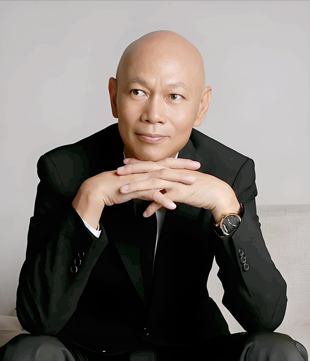 汪明荃上春晚引关注！她患双癌，丈夫罗家英患肝癌