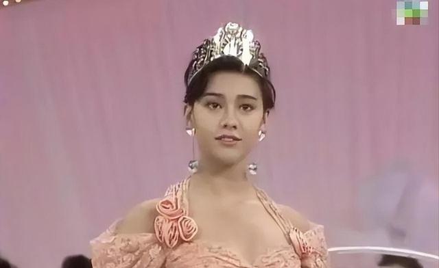 郭秀云爱拍三级片,嫁20亿富豪,患癌割36C,变身慈善家