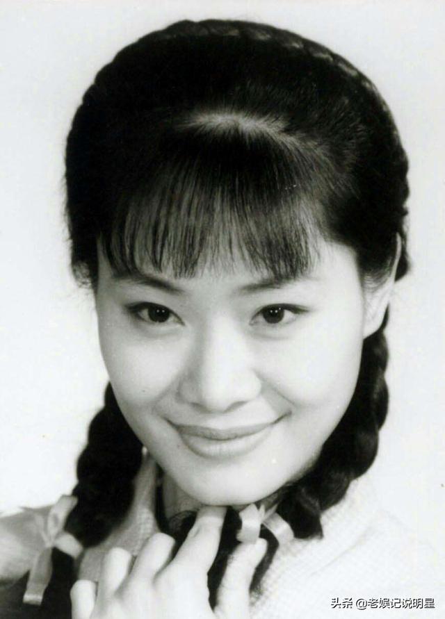 于文华:出身农村,父亲60岁生下她,母亲去世后患抑郁症