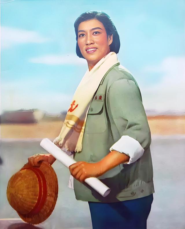 《海港》李丽芳:车祸、患癌全赶上了,嫁平凡丈夫,儿子是厨师