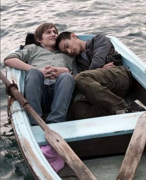 如果《请以你的名字呼唤我》不BE，9部高甜、HE男男电影盘点