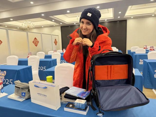 东北话“十级”的俄罗斯记者阿丽娜：再回哈尔滨，共赴冰雪盛会